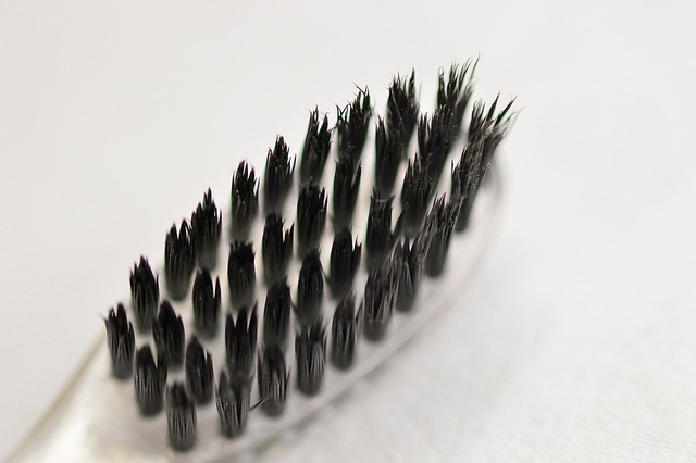 정전기 방지를 위한 헤어 관리 제품들